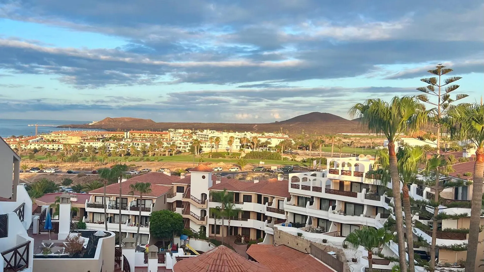 Appartement Penthouse In Golf Del Sur à San Miguel de Abona